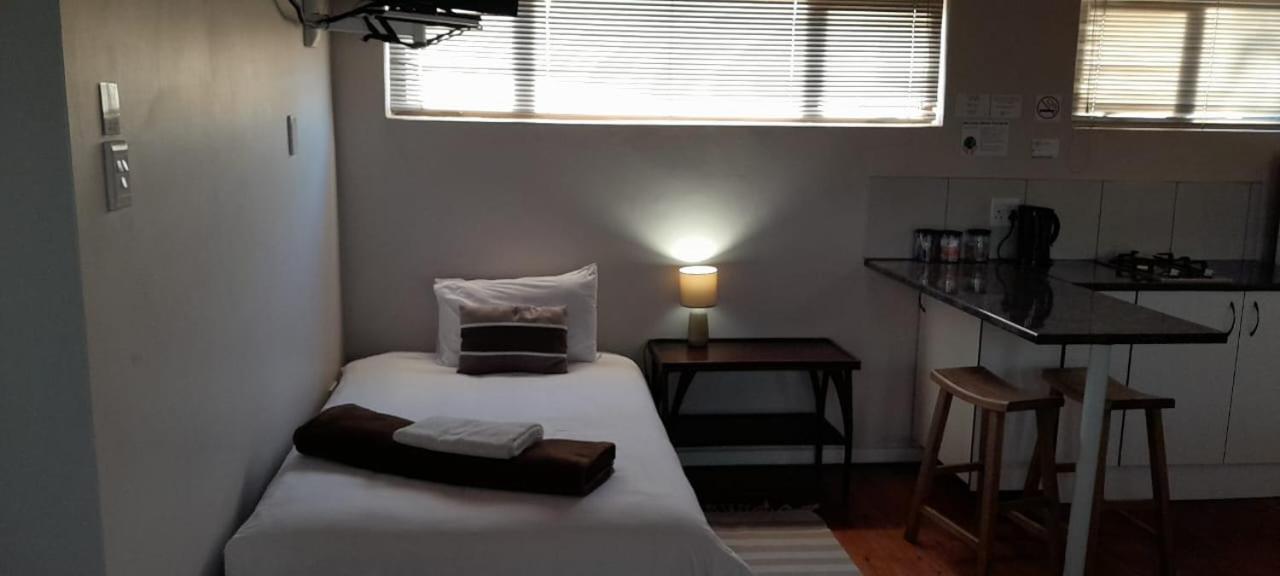 Kelzane Self-Catering Hotell Gonubie Eksteriør bilde