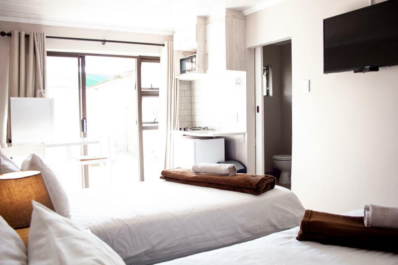 Kelzane Self-Catering Hotell Gonubie Eksteriør bilde